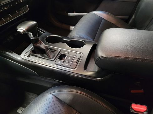 Used 2019 Kia Sorento EX AWD/4WD image 26