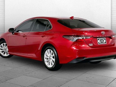 Used 2024 Toyota Camry LE w/ Convenience Package FWD image 11