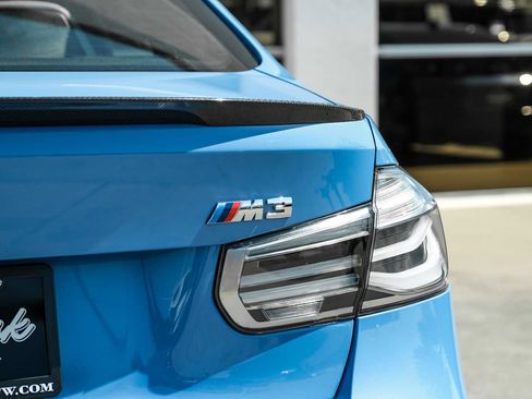 Used 2015 BMW M3 RWD image 48