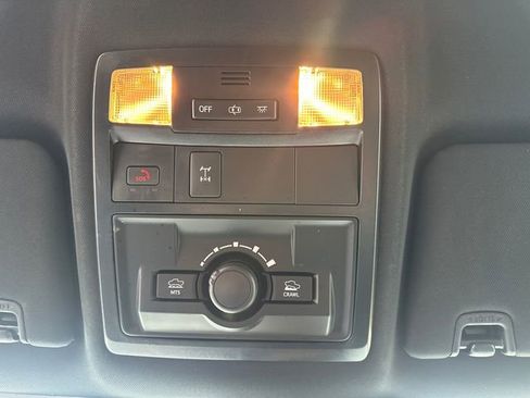 Used 2023 Toyota Tacoma TRD Off-Road w/ Advanced Technology Package image 37