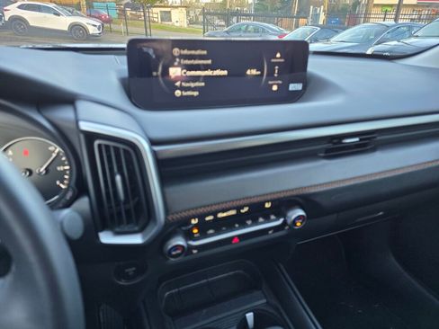 Certified 2025 MAZDA CX-50 AWD 2.5 Hybrid w/ Premium Pkg image 29