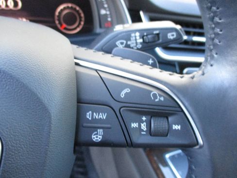 Used 2018 Audi Q7 3.0T Prestige w/ Prestige Package image 89
