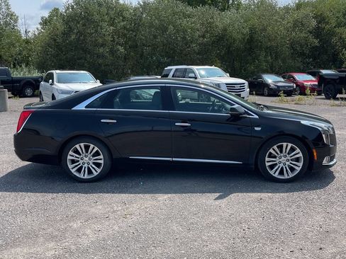 Used 2018 Cadillac XTS Luxury AWD/4WD image 7