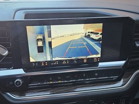 Used 2024 GMC Sierra 2500 SLE w/ SLE Value Package; image 19