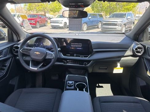 New 2026 Chevrolet Equinox LT AWD/4WD image 12