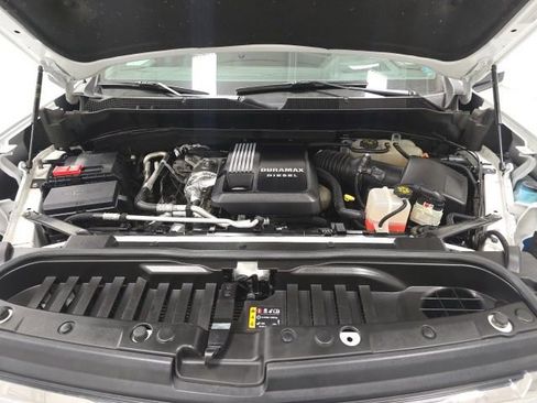 Certified 2022 Chevrolet Silverado 1500 LTZ w/ Technology Package image 31