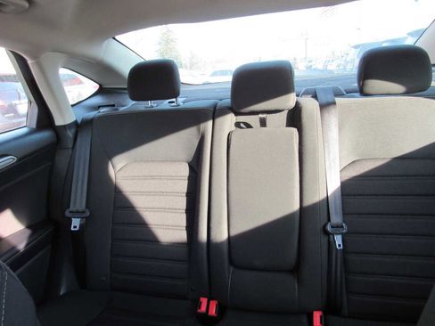 Used 2020 Ford Fusion SE image 14