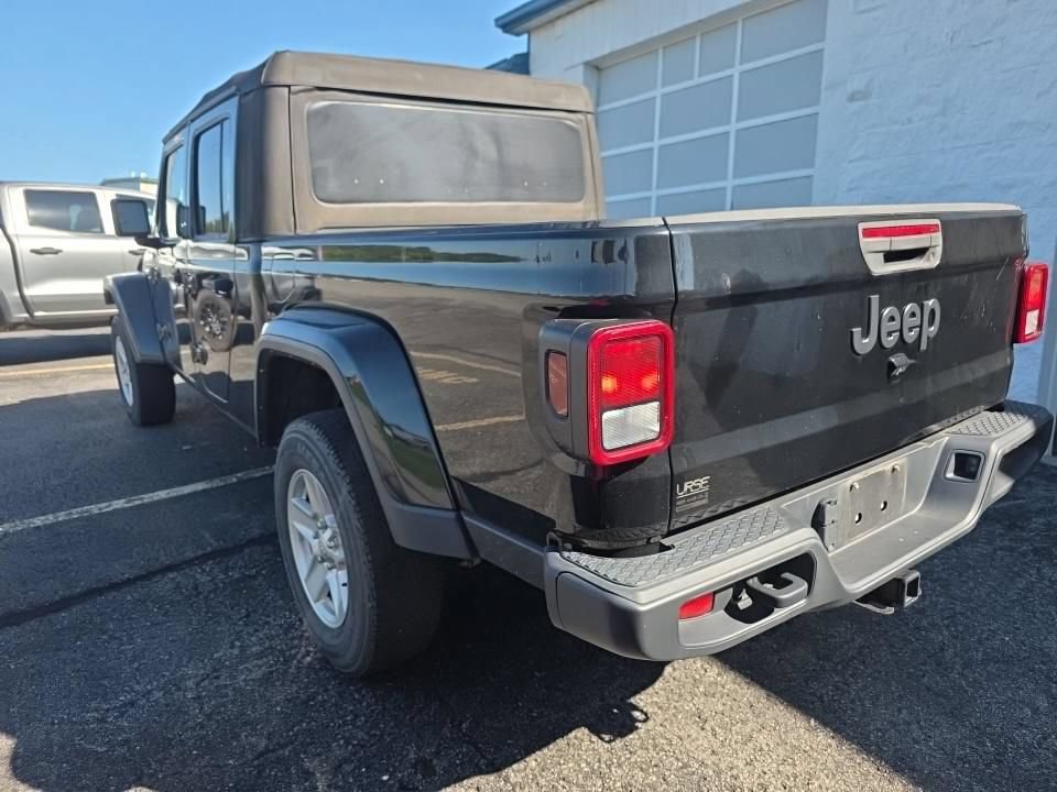 Used 2022 Jeep Gladiator Sport AWD/4WD image 8