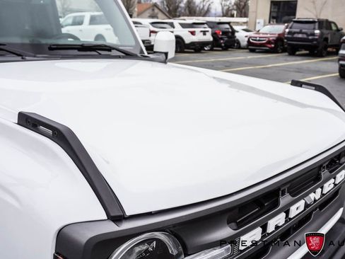 Used 2024 Ford Bronco Outer Banks image 15