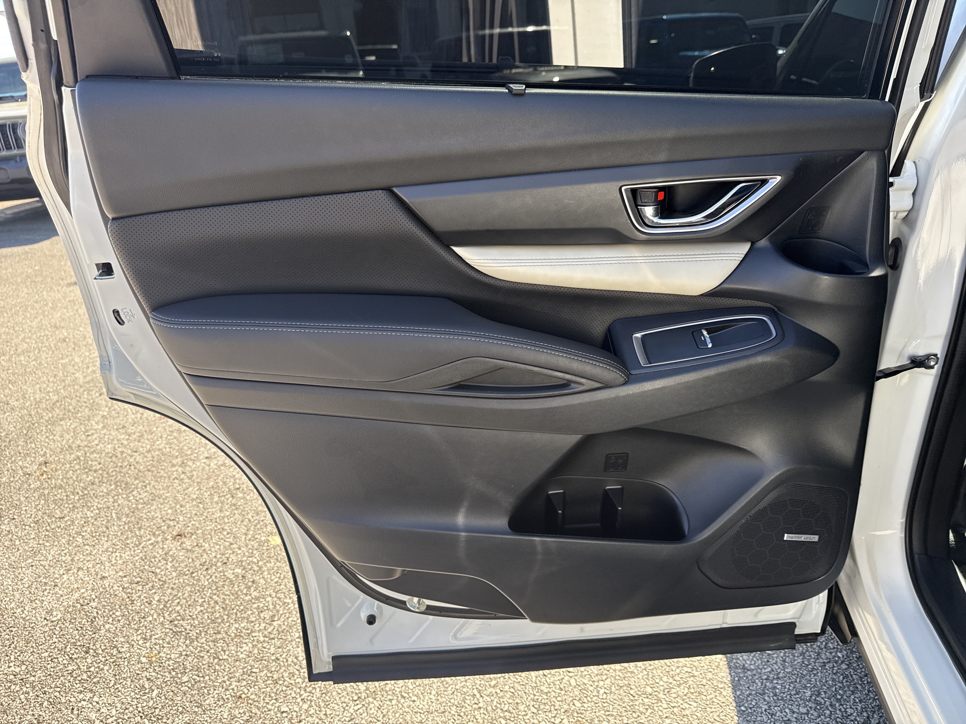 Used 2019 Subaru Ascent Limited AWD/4WD image 21