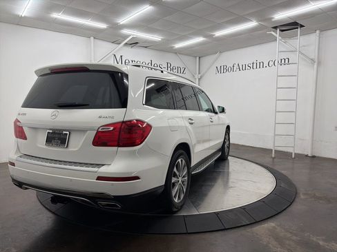 Used 2014 Mercedes-Benz GL 450 4MATIC image 7