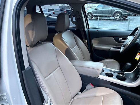 Used 2012 Ford Edge SE w/ Cargo Accessory Pkg image 8