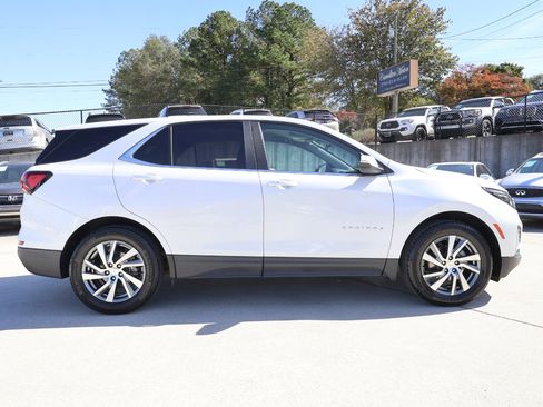 Used 2022 Chevrolet Equinox LT image 8