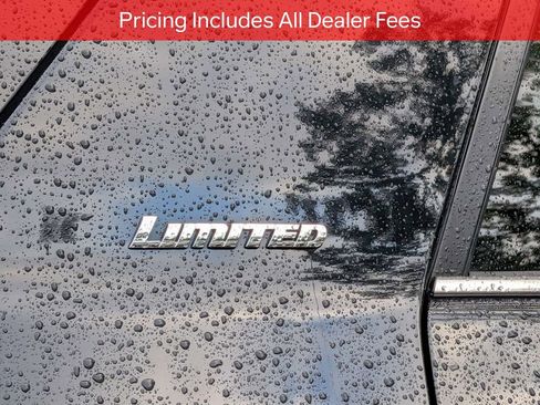 Used 2022 Toyota 4Runner Limited RWD image 9