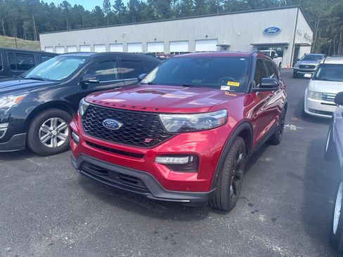 Used 2020 Ford Explorer ST w/ ST Street Pack AWD/4WD image 3