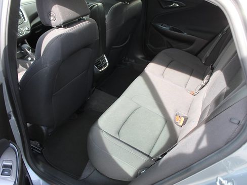 Used 2023 Chevrolet Malibu LT image 7