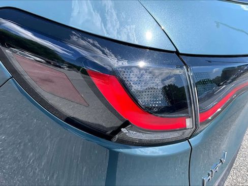 Used 2023 Honda HR-V LX image 28