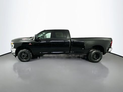 New 2026 RAM 3500 Tradesman AWD/4WD image 4