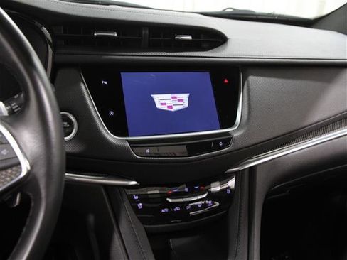 Certified 2022 Cadillac XT5 Sportv image 9