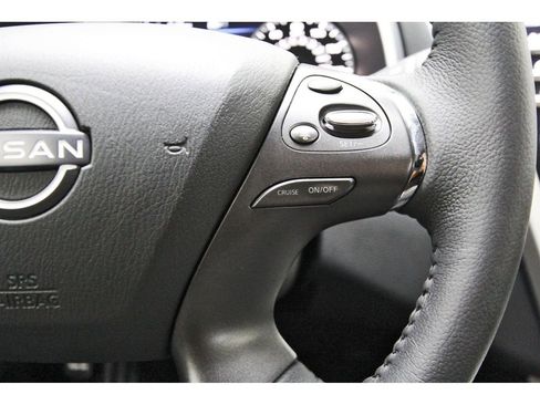 Used 2024 Nissan Murano SV FWD image 18