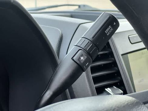 Used 2022 Ford F250 XL w/ Power Equipment Group image 16