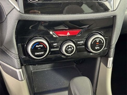Used 2020 Subaru Forester Premium image 28