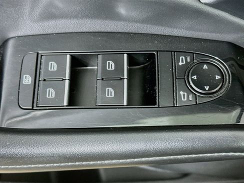 Used 2024 MAZDA CX-30 AWD 2.5 S w/ Select Sport Pkg image 15