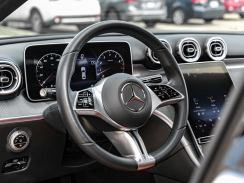 Used 2022 Mercedes-Benz C 300 Sedan w/ Exclusive Trim Package image 15