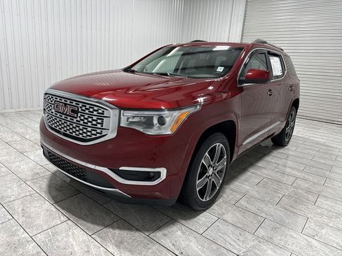 Used 2019 GMC Acadia Denali w/ Technology Package AWD/4WD image 1