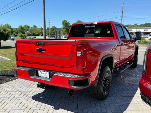 Certified 2022 Chevrolet Silverado 2500 LTZ w/ LTZ Plus Package AWD/4WD image 6