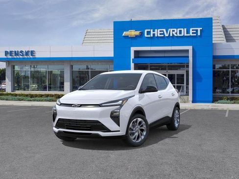 New 2027 Chevrolet Bolt LT w/ Comfort Package FWD image 8