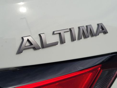 Certified 2025 Nissan Altima 2.5 S image 21