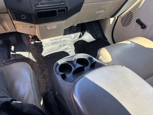 Used 2008 Ford F350 XL image 17