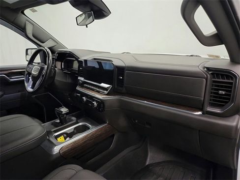 Used 2023 GMC Sierra 1500 Elevation image 35