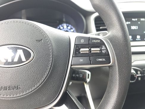 Used 2020 Kia Sorento FWD V6 image 15