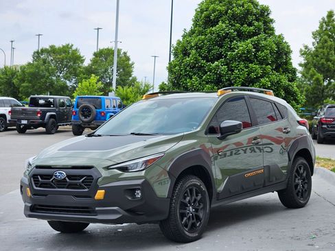 Used 2024 Subaru Crosstrek 2.5i Wilderness AWD/4WD image 3