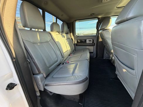 Used 2011 Ford F150 Platinum image 17