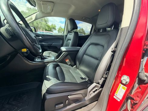 Used 2018 Chevrolet Colorado Z71 AWD/4WD image 10