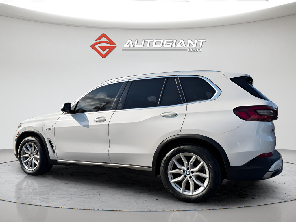 Used 2022 BMW X5 xDrive45e w/ Climate Comfort Package AWD/4WD image 4