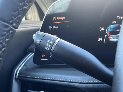 Certified 2025 Cadillac XT4 Premium Luxury w/ Technology Package image 31