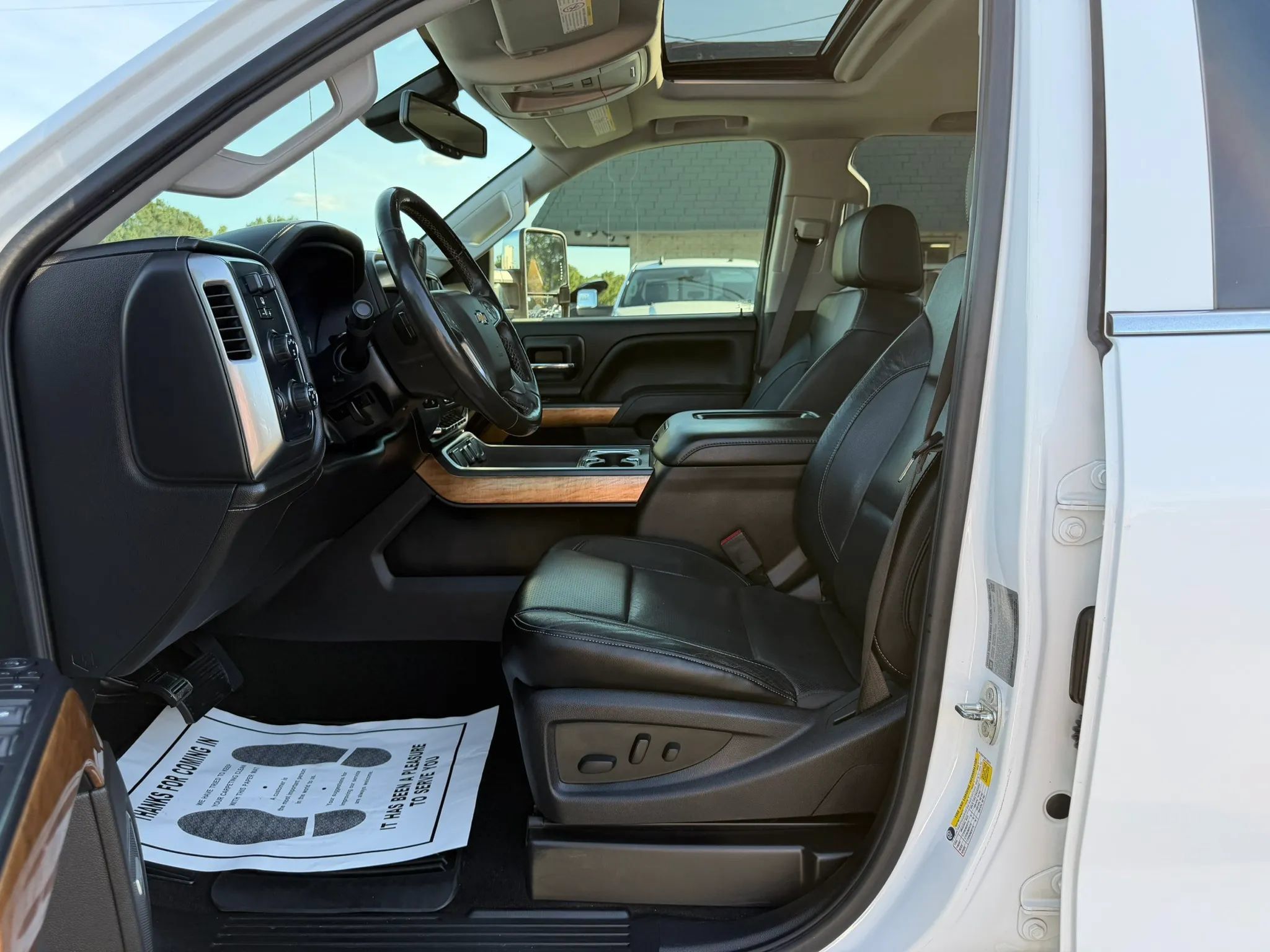 Used 2017 Chevrolet Silverado 3500 LTZ w/ Duramax Plus Package AWD/4WD image 17