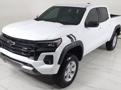Used 2023 Chevrolet Colorado Z71 image 23