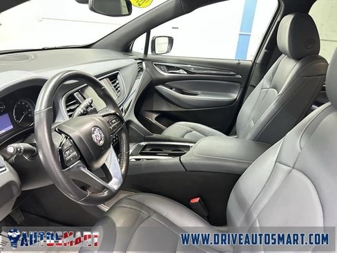 Used 2023 Buick Enclave Essence image 16
