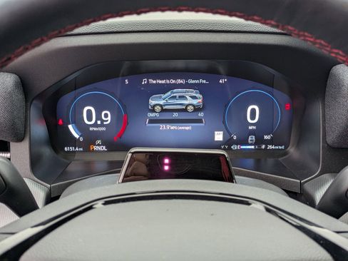 Certified 2025 Ford Explorer ST-Line w/ Premium Package image 21