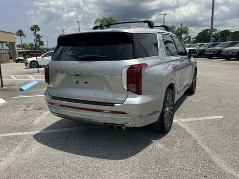 Used 2023 Hyundai Palisade Calligraphy FWD image 6