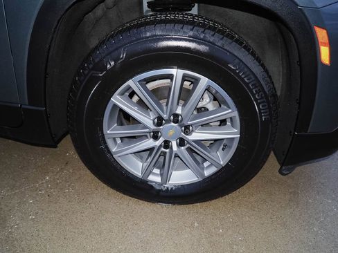 Certified 2023 Chevrolet Traverse LT image 38