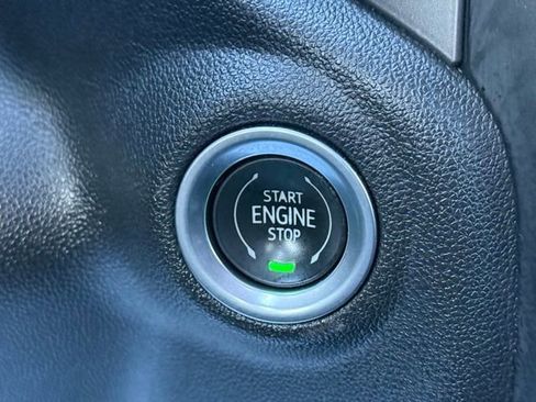 Used 2023 Chevrolet Silverado 1500 Custom image 42