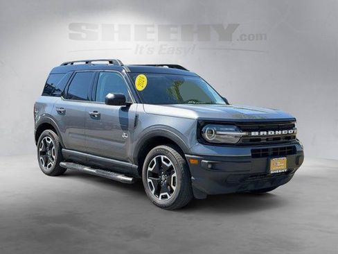 Certified 2024 Ford Bronco Sport Outer Banks w/ Tech Package AWD/4WD image 2