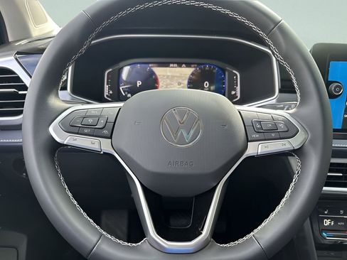 New 2026 Volkswagen Taos SEL image 14
