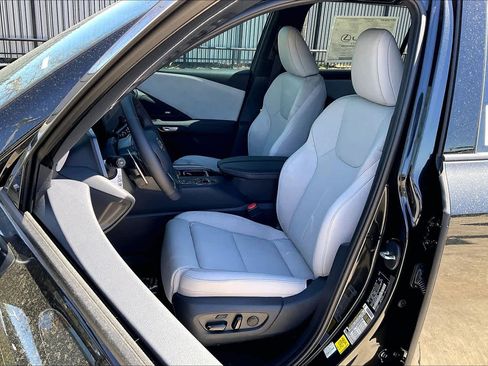 New 2026 Lexus TX 350 Luxury image 17